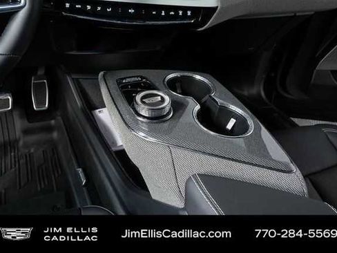 Certified 2025 Cadillac Optiq Luxury 2 w/ LPO, Floor Liner Package image 16