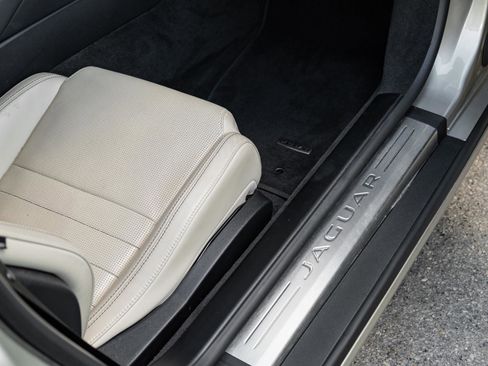 Used 2020 Jaguar F-TYPE Coupe image 28