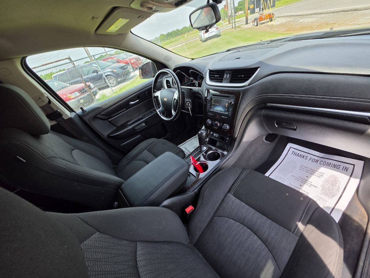 Used 2015 Chevrolet Traverse LT w/ Style and Technology Package AWD/4WD image 4
