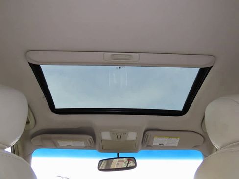 Used 2013 INFINITI G37 x w/ Premium Pkg image 22