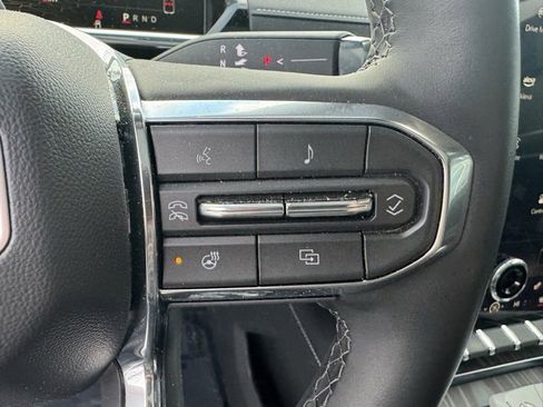 Used 2025 GMC Sierra EV Denali image 18