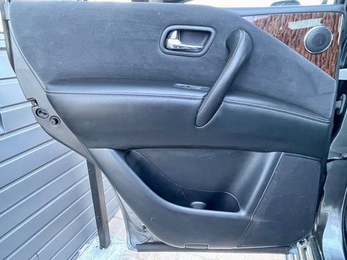 Used 2017 Nissan Armada SV w/ Interior Lighting Package image 38