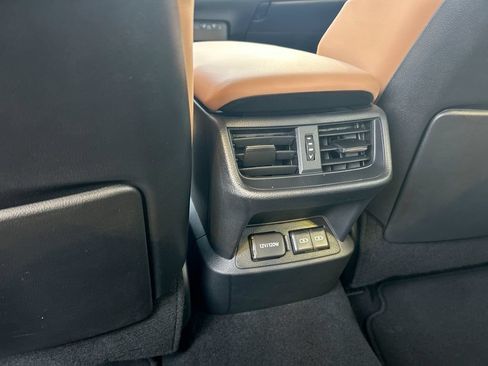 Used 2025 Lexus ES 350 w/ Premium Package FWD image 34
