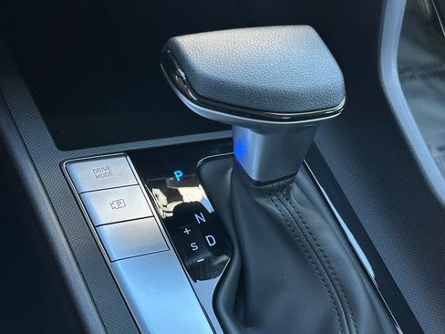 Certified 2026 Hyundai Elantra SE FWD image 20