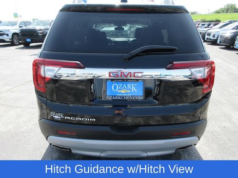 Used 2023 GMC Acadia SLT w/ Preferred Package FWD image 4