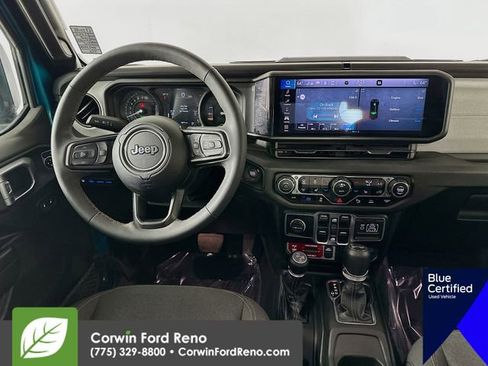 Used 2024 Jeep Wrangler Unlimited AWD/4WD image 25