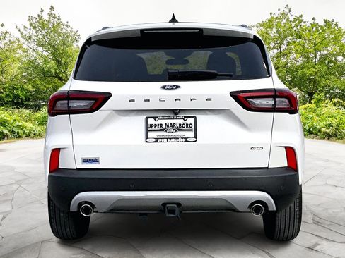 New 2024 Ford Escape SE w/ PHEV Premium Package image 4