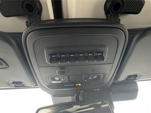 New 2025 Ford Bronco Raptor w/ Interior Carbon Fiber Pack image 32