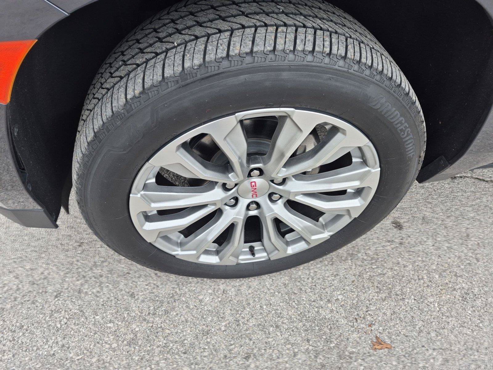 Used 2024 GMC Yukon Denali AWD/4WD image 10