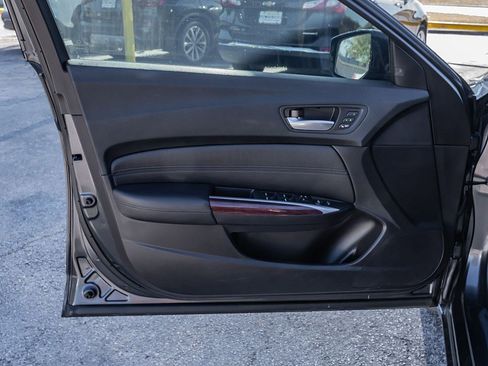 Used 2016 Acura TLX w/ Technology Package image 10