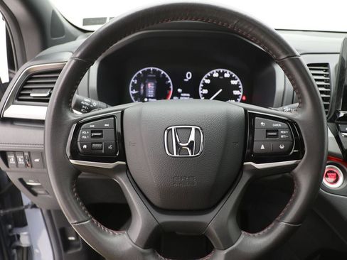 Used 2025 Honda Odyssey Sport-L image 17