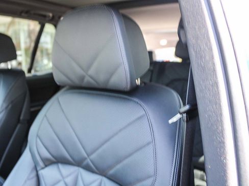 Certified 2024 BMW X5 M60i AWD/4WD image 25