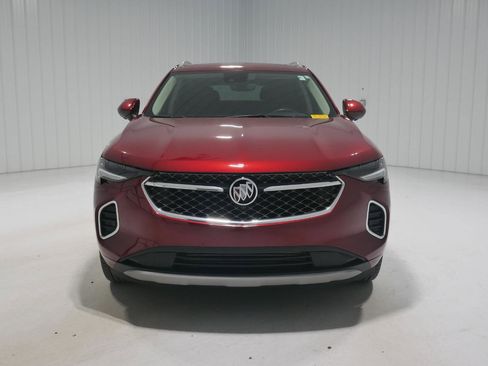 Used 2023 Buick Envision Avenir image 2
