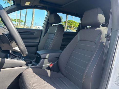 Used 2025 Honda CR-V Sport image 8