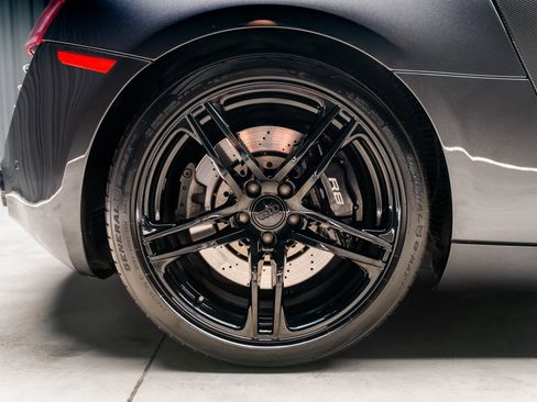 Used 2011 Audi R8 V8 image 30