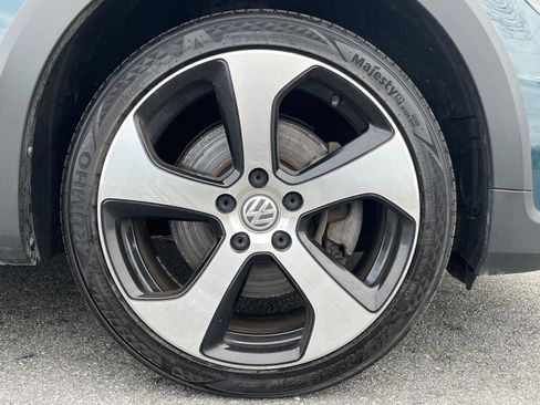 Used 2019 Volkswagen Golf Alltrack S AWD/4WD image 40