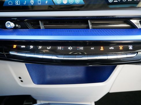 New 2026 Cadillac Optiq Sport 2 image 21