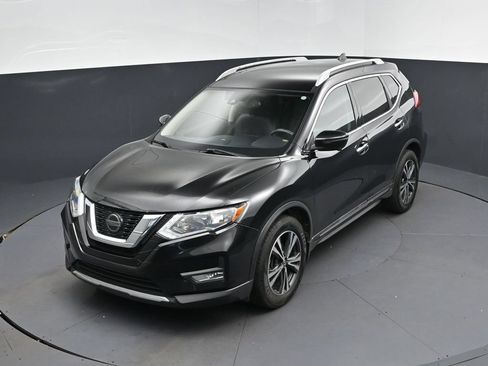 Used 2018 Nissan Rogue SL FWD image 30