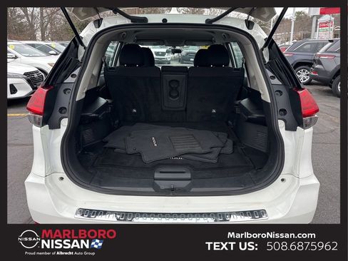 Used 2017 Nissan Rogue S image 13