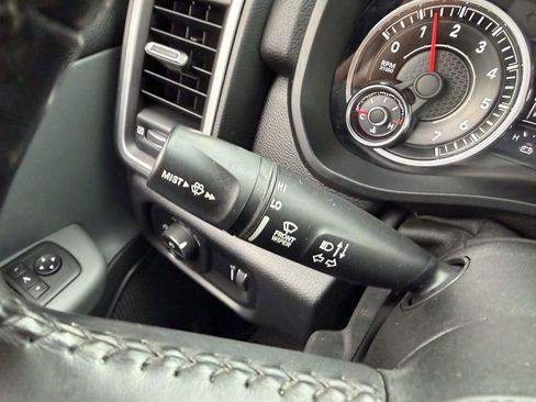 Used 2021 RAM 1500 Big Horn image 35