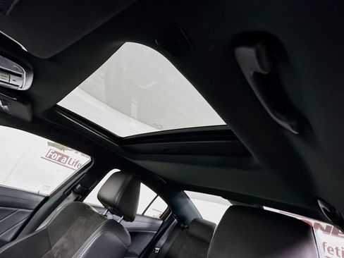 Used 2023 Dodge Charger GT w/ Plus Group image 11