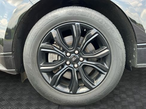 Used 2022 Ford Edge SE w/ Black Appearance Package AWD/4WD image 14