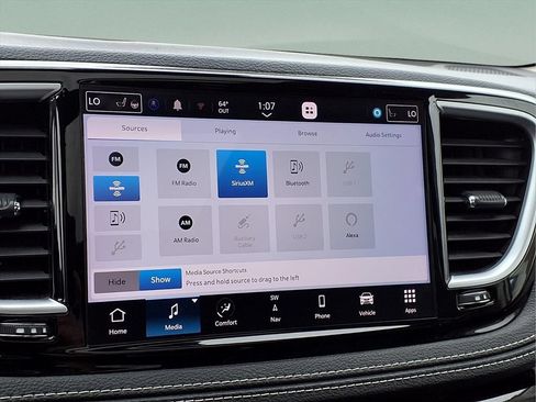 Used 2023 Chrysler Pacifica Limited FWD image 30