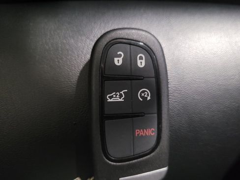 Used 2022 Jeep Cherokee Latitude Lux AWD/4WD image 32
