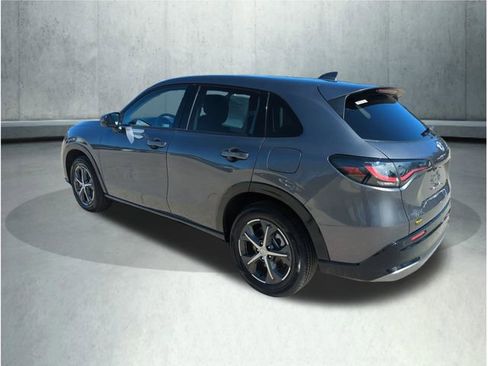 Used 2024 Honda HR-V EX-L image 3