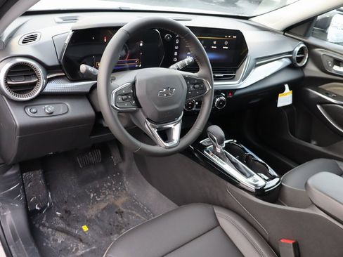 New 2026 Chevrolet Trax ACTIV w/ Driver Confidence Package image 6