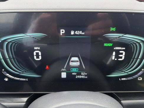 Used 2023 Kia Niro EX w/ EX Cold Weather Package FWD image 15