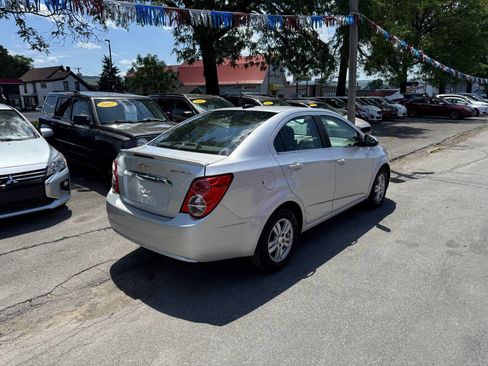 Used 2015 Chevrolet Sonic LT FWD image 3