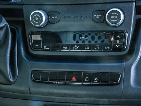 Used 2023 RAM ProMaster 2500 image 21