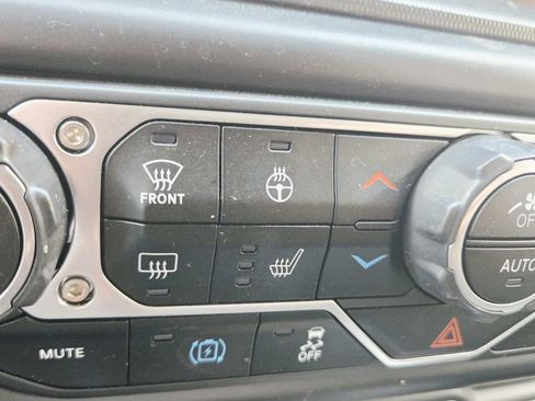 Used 2023 Jeep Wrangler Unlimited Sahara w/ Cold Weather Group image 35