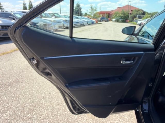 Used 2015 Toyota Corolla S FWD image 21