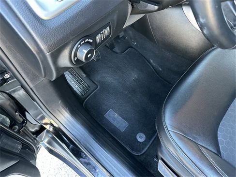 Used 2018 Jeep Compass Latitude w/ Safe & Security Group image 24