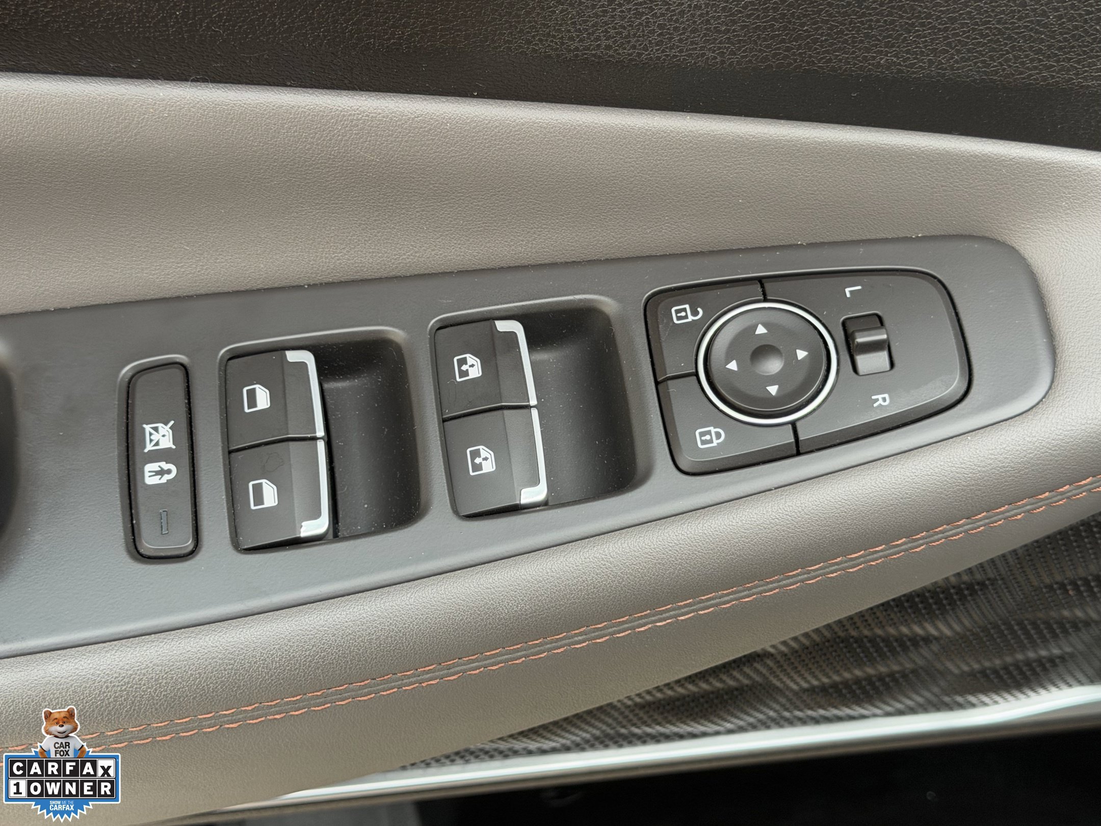 Used 2020 Hyundai Santa Fe Limited FWD image 31