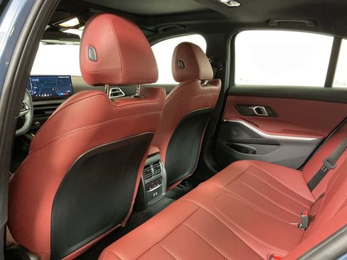 Certified 2025 BMW 330i Sedan w/ Premium Package RWD image 18