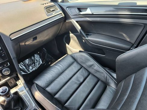 Used 2019 Volkswagen Golf R 4-Door AWD/4WD image 15