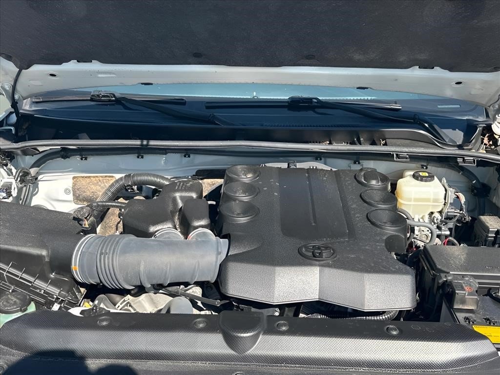 Used 2022 Toyota 4Runner Limited AWD/4WD image 35