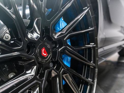 Used 2025 Aston Martin DBX 707 image 5