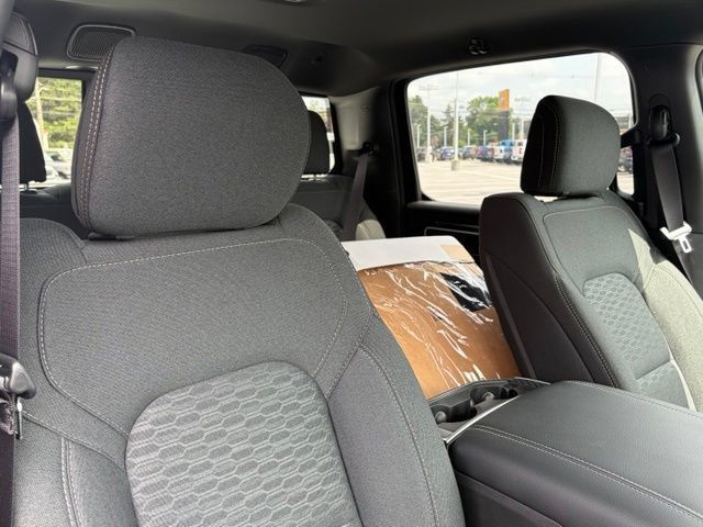 New 2026 RAM 1500 Big Horn AWD/4WD image 29