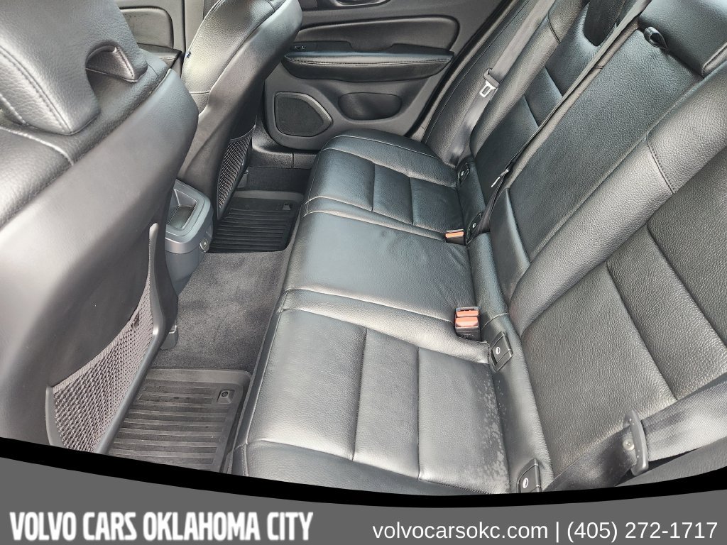 Certified 2024 Volvo S60 B5 Plus AWD/4WD image 24