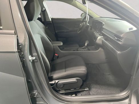 New 2025 Hyundai Kona SEL image 18