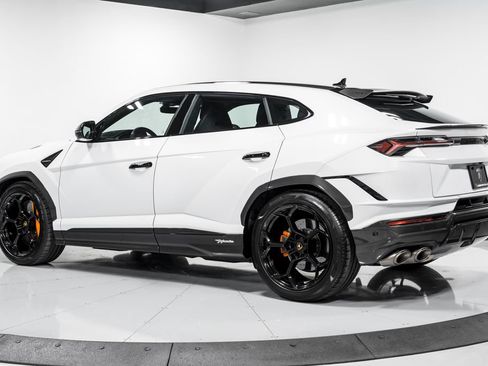 Used 2024 Lamborghini Urus Performante AWD/4WD image 5