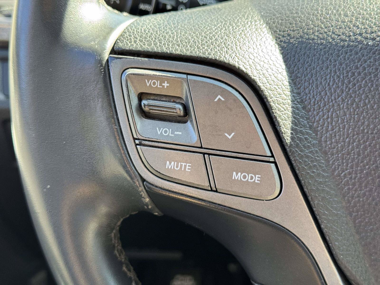 Used 2017 Hyundai Santa Fe Sport AWD/4WD image 18