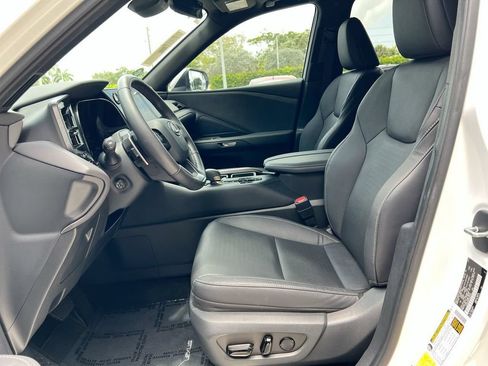 Certified 2024 Lexus TX 350 FWD w/ Captains Chair Package image 12