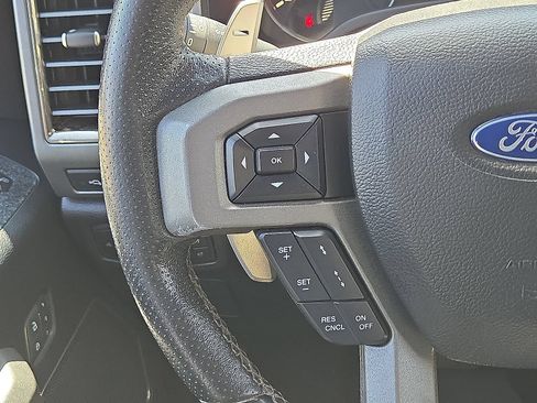 Used 2018 Ford F150 Raptor w/ Equipment Group 802A Luxury AWD/4WD image 17