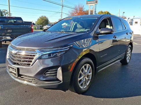 Used 2022 Chevrolet Equinox LT image 3