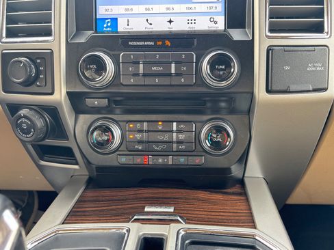 Used 2016 Ford F150 Lariat w/ Equipment Group 502A Luxury image 55